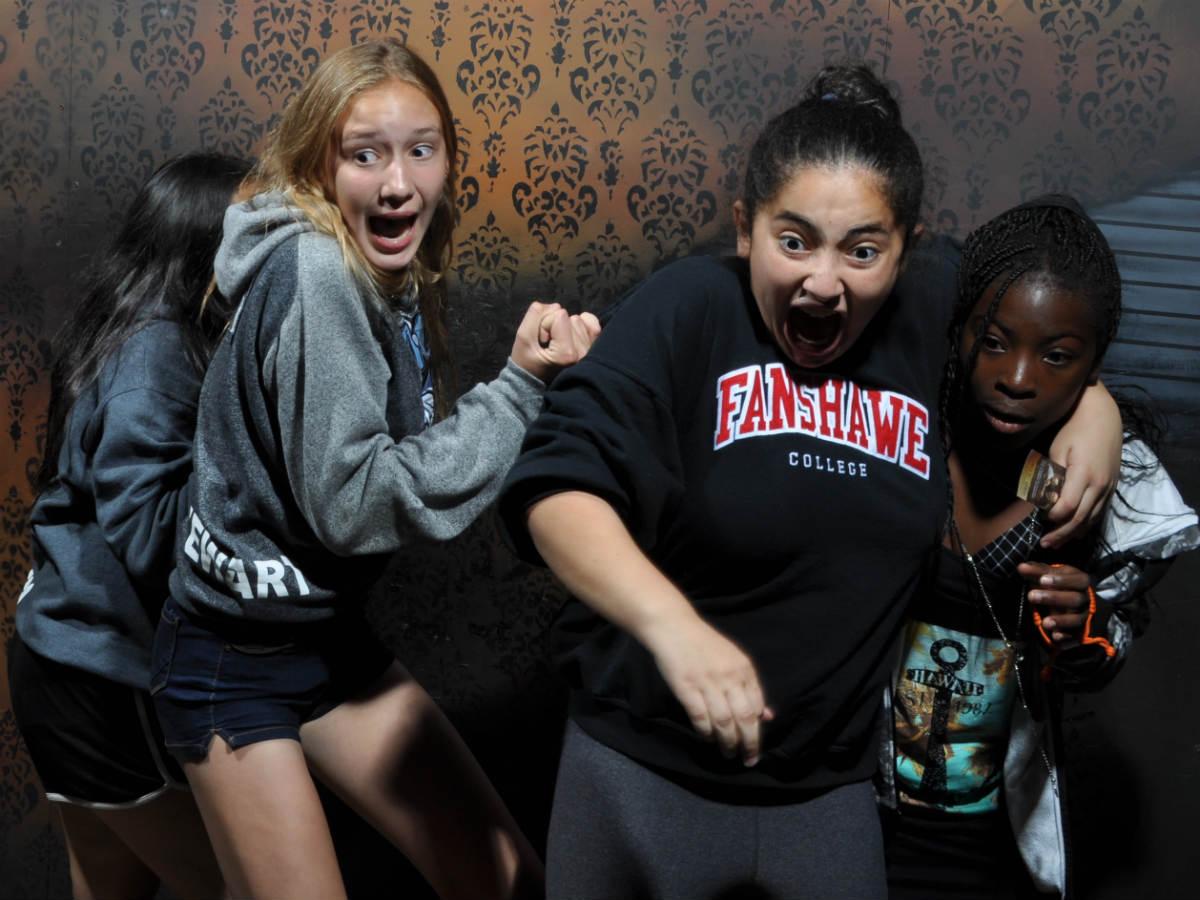 Nightmares Fear Factory Fear Pic Clifton Hill Niagara Falls