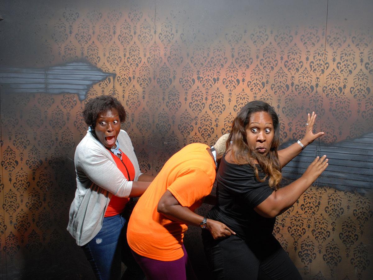 Niagara Falls Haunted House Pictures